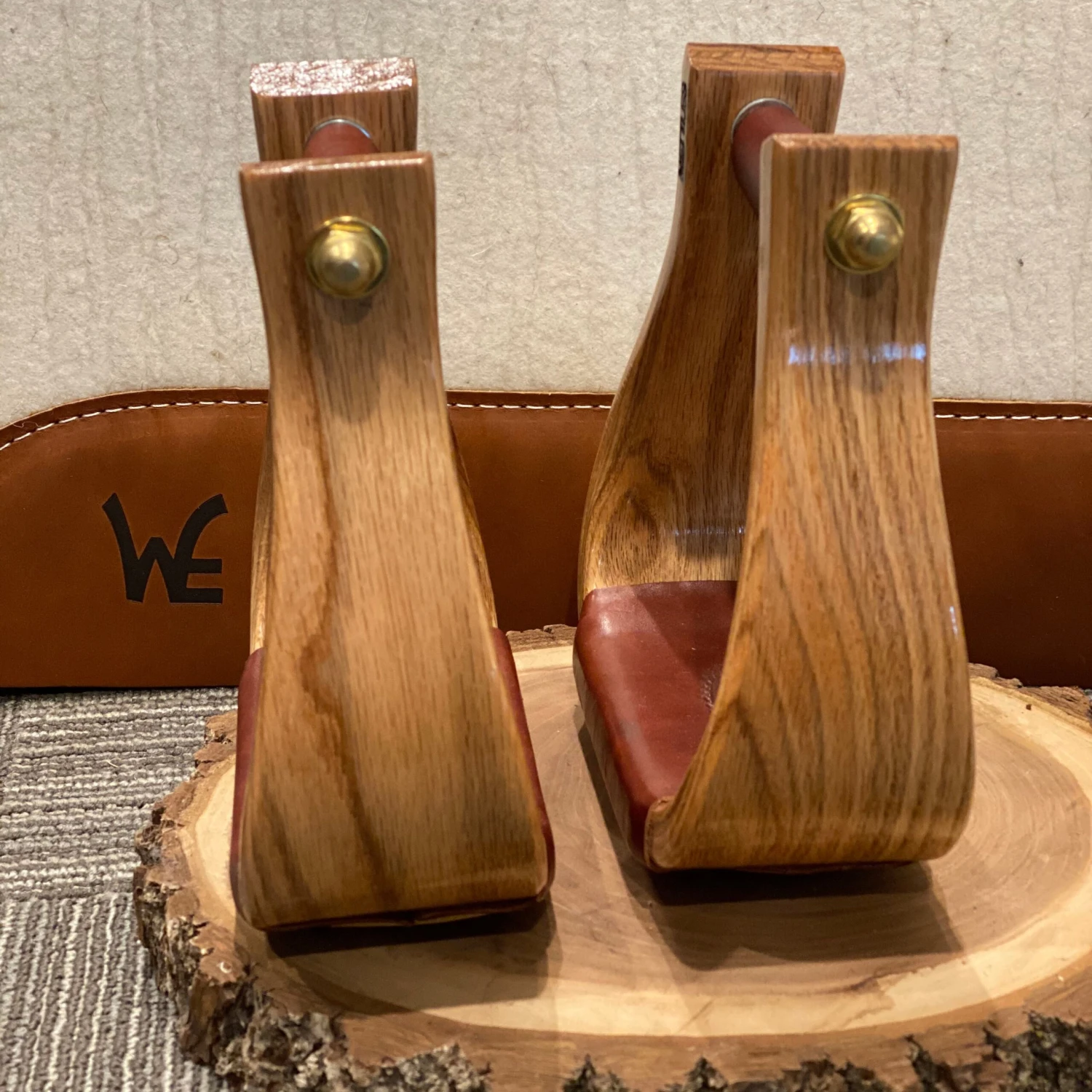 Nettles Stirrups 3" Oversize Flatbottom Varnish Finish 1 Nettles Stirrups 3" Oversize Flatbottom Varnish Finish