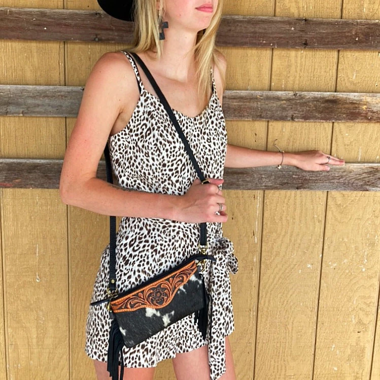 American Darling Fringe Tooled Hide Clutch 6 American Darling Fringe Tooled Hide Clutch - Image 6